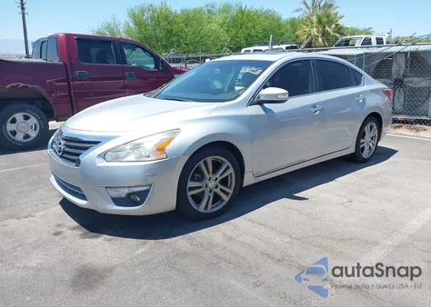 2013 Nissan Altima 3.5 Sv z USA, uszkodzony, nr VIN 1N4BL3AP9DN455814